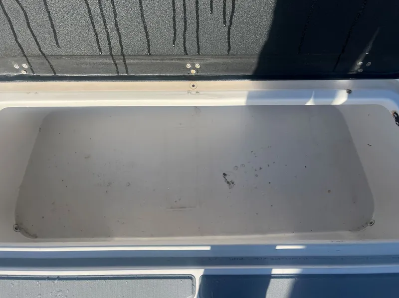 Slide: The Image of Tiburon ZX22 2015 - 14