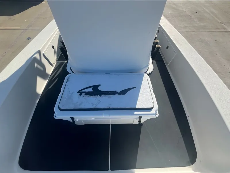 Slide: The Image of Tiburon ZX22 2015 - 16