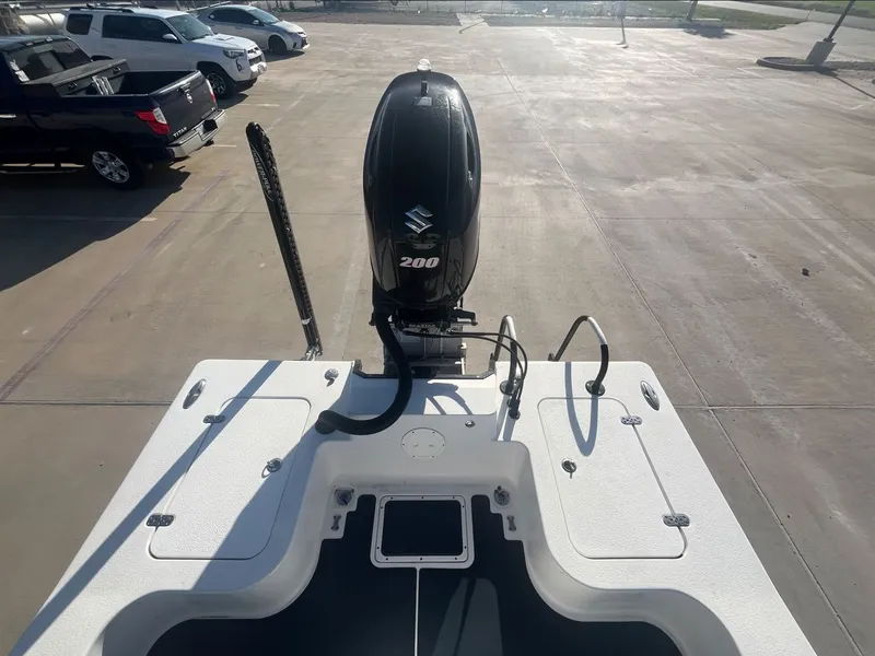 Slide: The Image of Tiburon ZX22 2015 - 19