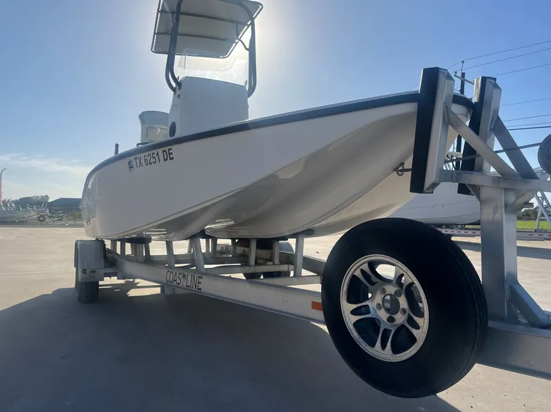 Slide: The Image of Tiburon ZX22 2015 - 5