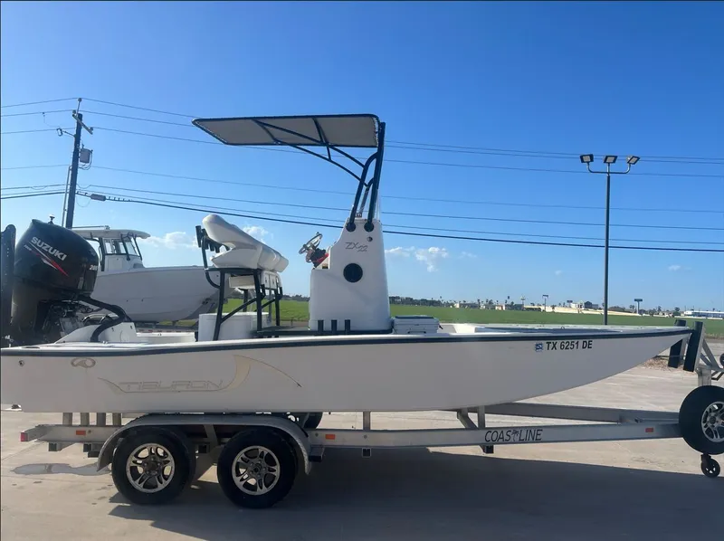 Slide: The Image of Tiburon ZX22 2015 - 6