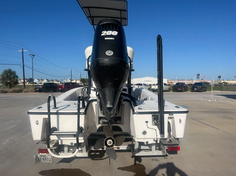 Slide: The Image of Tiburon ZX22 2015 - 8