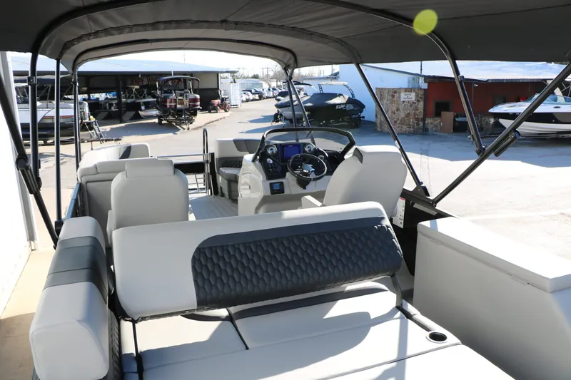 Slide: The Image of Sylvan L3 CLZ DH Tri Toon 2026 - 19