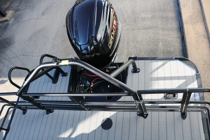 Slide: The Image of Sylvan L3 CLZ DH Tri Toon 2026 - 28