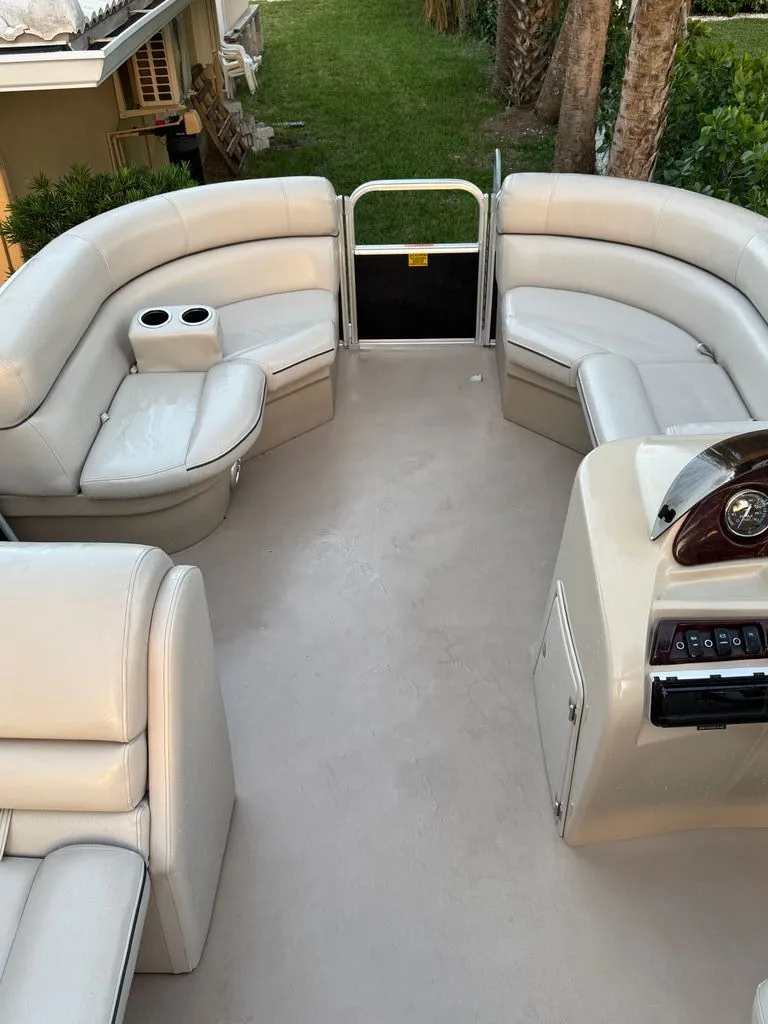 Slide: The Image of Berkshire C2-14 2016 - 14