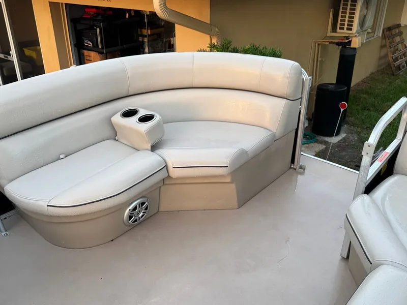 Slide: The Image of Berkshire C2-14 2016 - 15