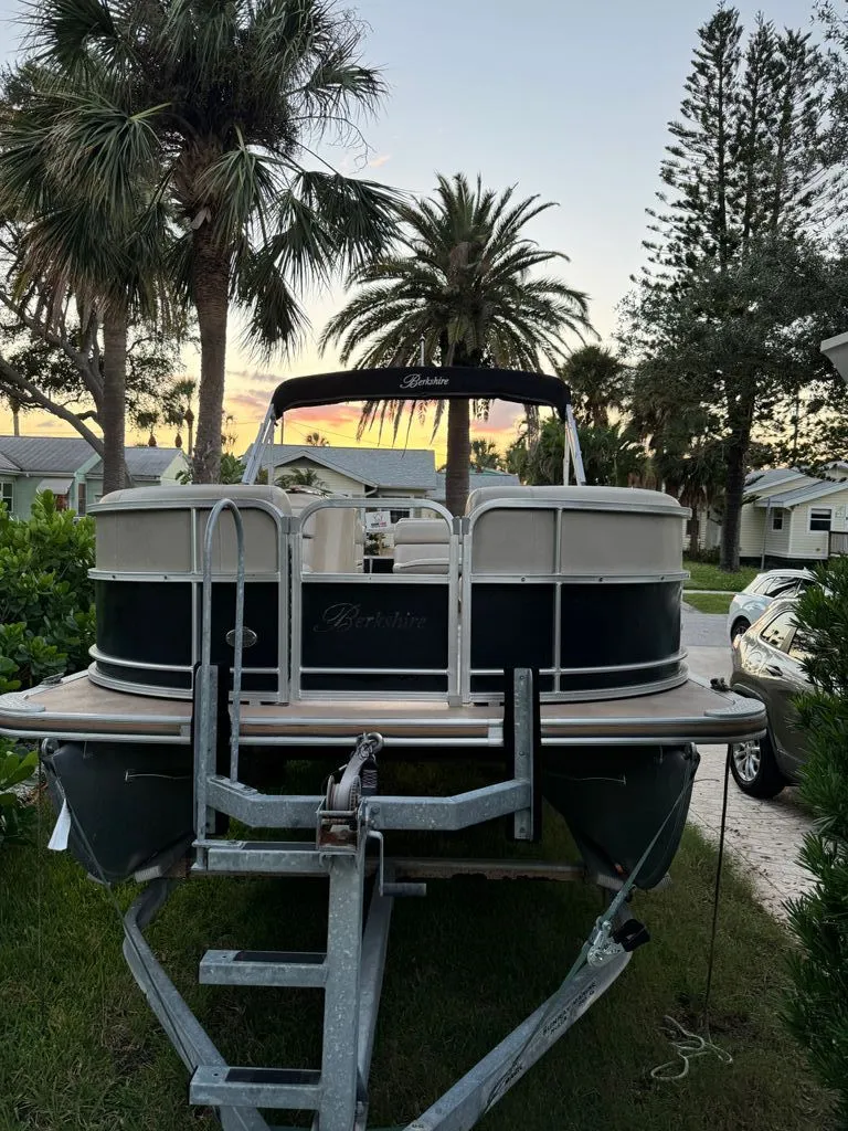 Slide: The Image of Berkshire C2-14 2016 - 28