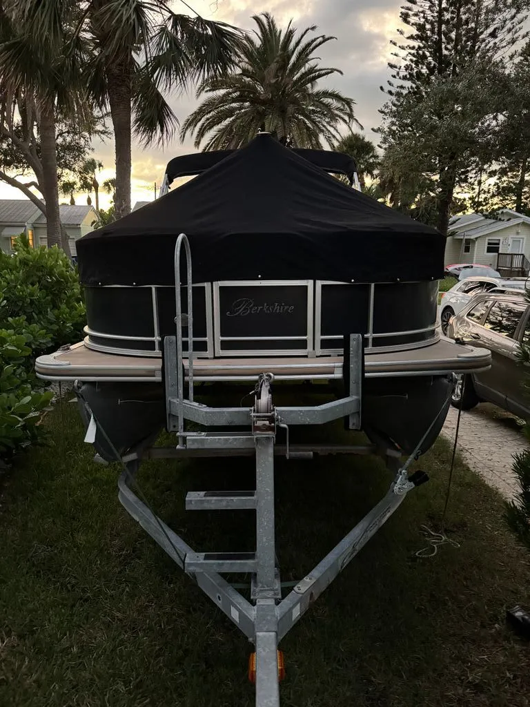 Slide: The Image of Berkshire C2-14 2016 - 30