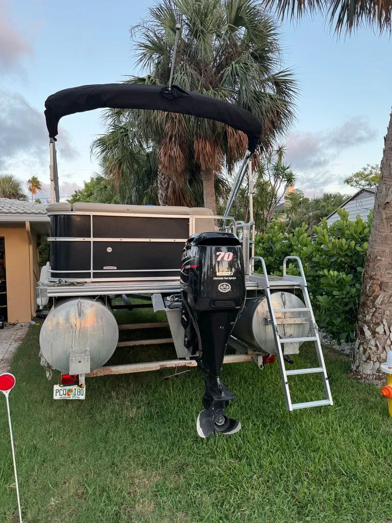 Slide: The Image of Berkshire C2-14 2016 - 32