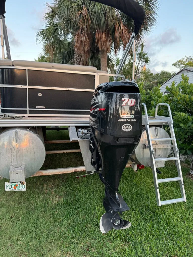 Slide: The Image of Berkshire C2-14 2016 - 33