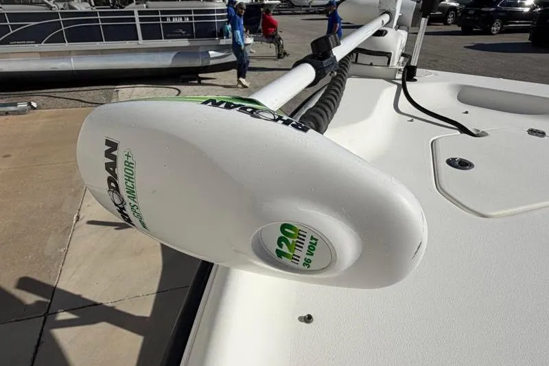 Slide: The Image of 2016 Key West 230 Bay Reef boat with Minn Kota trolling motor, 120 thrust, 36 volt. - 23