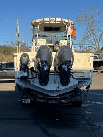 Slide: The Image of Bayliner 2802 Trophy Walkaround 1998 - 4