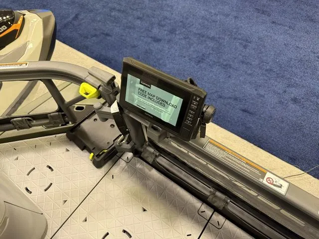 Slide: The Image of Sea-Doo Switch Fish™ 18 - 230 Hp Painted 2026 - 21