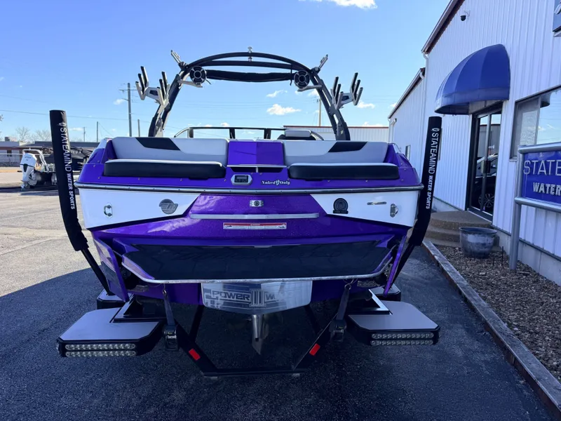 Slide: The Image of Malibu Wakesetter 23 LSV 2020 - 5