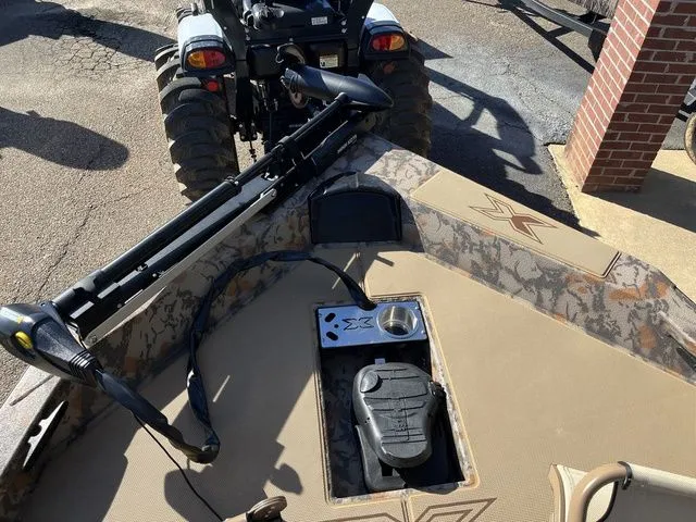 Slide: The Image of Xpress H18C Crappie 2026 - 12