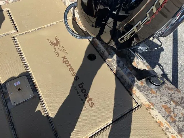 Slide: The Image of Xpress H18C Crappie 2026 - 20