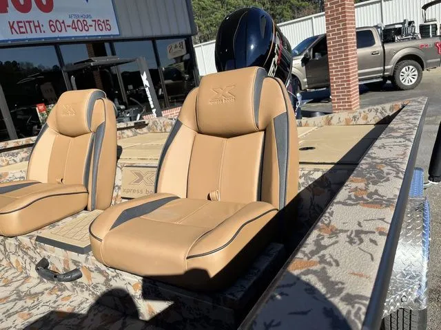 Slide: The Image of Xpress H18C Crappie 2026 - 8