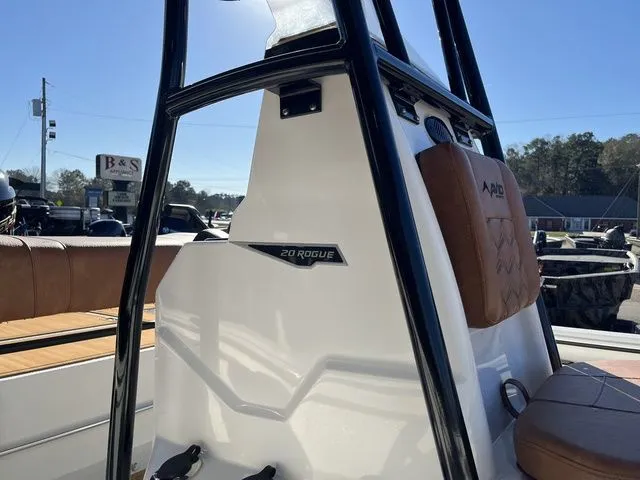 Slide: The Image of Avid 20 Rogue CC 2026 - 18