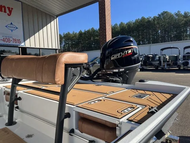 Slide: The Image of Avid 20 Rogue CC 2026 - 8