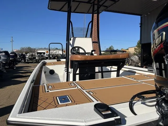 Slide: The Image of Avid 20 Rogue CC 2026 - 9