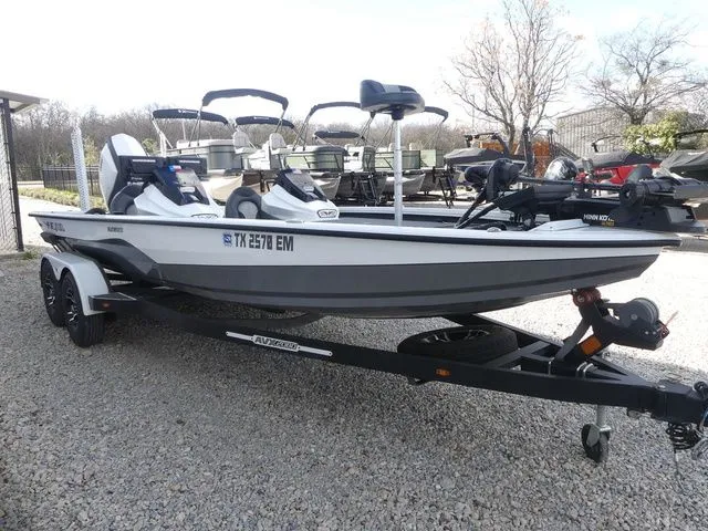 Slide: The Image of Vexus AVX2080 2019 - 8