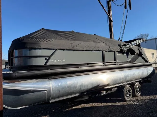 Slide: The Image of Godfrey Sweetwater 2286 SBC - 150 Yamaha 2026 - 12