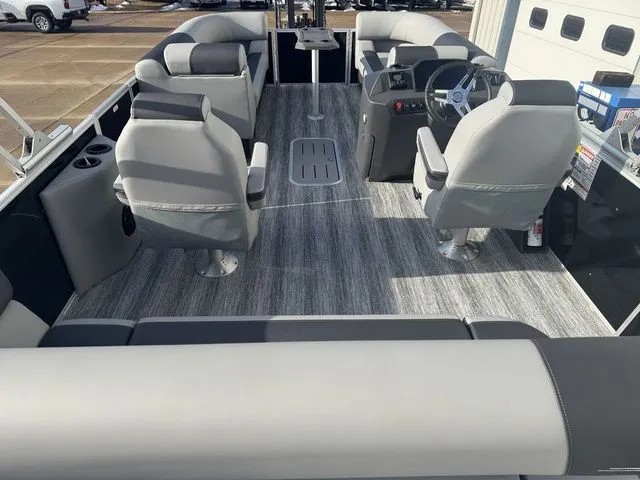 Slide: The Image of Bennington S Swingback 23 SSB 2026 - 11