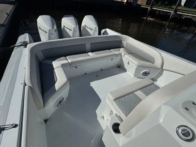 Slide: The Image of Ocean 1 370 2023 - 6