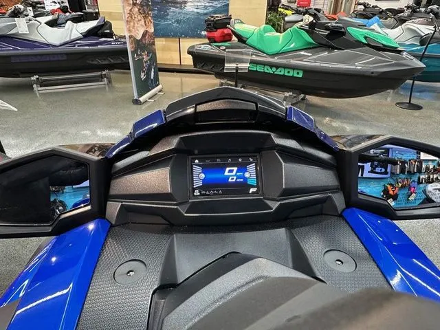 Slide: The Image of Yamaha VX Limited HO 2026 - 6