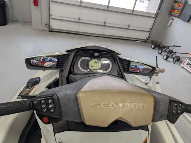 Slide: The Image of Sea-Doo 18BA - GTX Limited iS 260 2011 - 7
