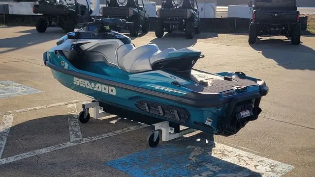 Slide: The Image of Sea-Doo GTX Limited 325 2026 - 15