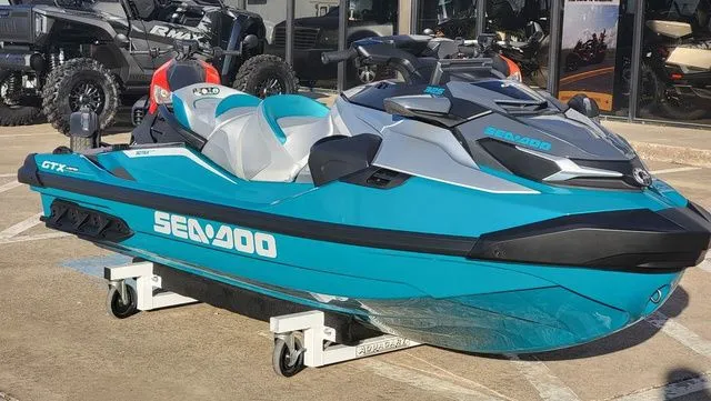 Slide: The Image of Sea-Doo GTX Limited 325 2026 - 25