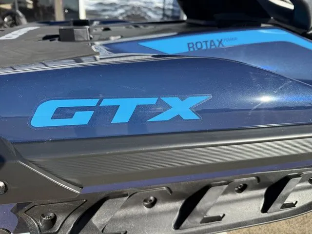 Slide: The Image of Sea-Doo GTX 300 iBR and iDF 2026 - 18
