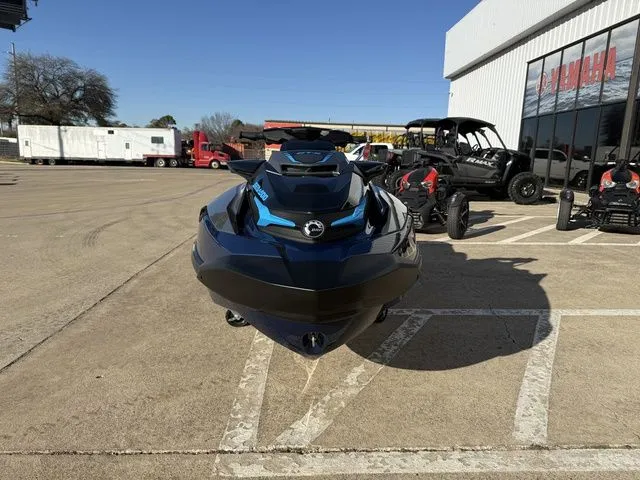 Slide: The Image of Sea-Doo GTX 300 iBR and iDF 2026 - 3