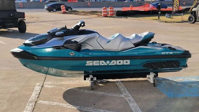 Slide: The Image of Sea-Doo GTX 2026 - 11