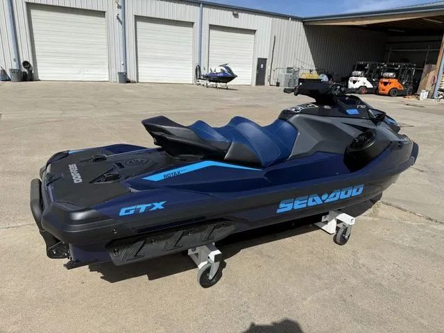 Slide: The Image of Sea-Doo GTX 2026 - 9