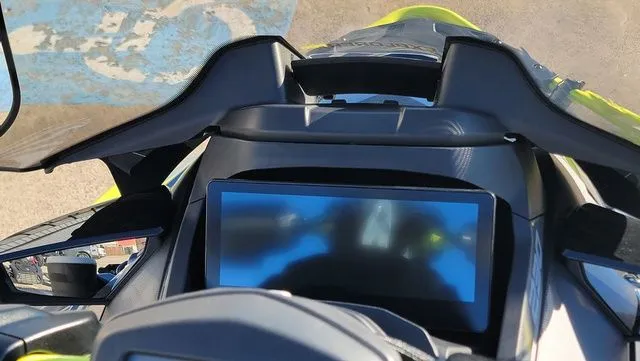 Slide: The Image of Sea-Doo Explorer Pro 2026 - 19