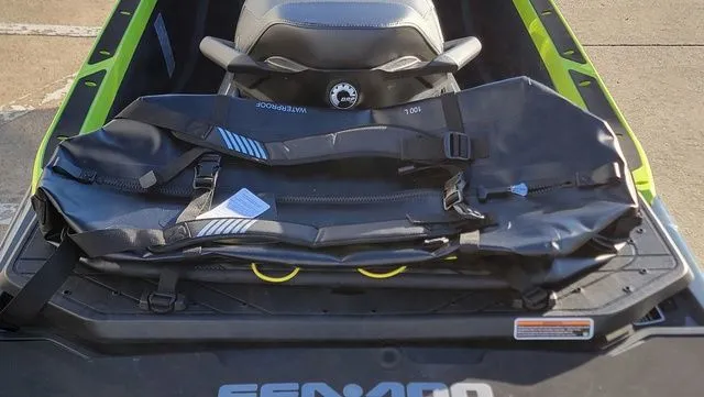 Slide: The Image of Sea-Doo Explorer Pro 2026 - 22