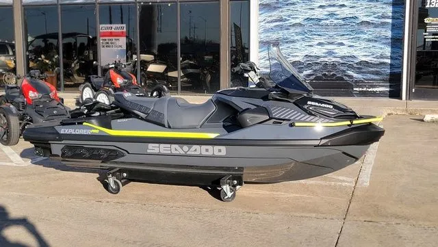 Slide: The Image of Sea-Doo Explorer Pro 2026 - 3