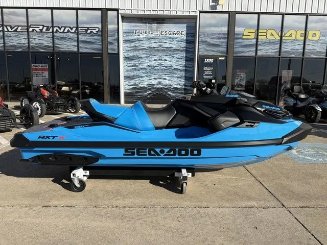 The Image of Sea-Doo RXT-X 2026 - 1