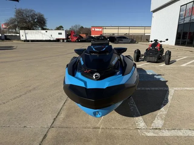 Slide: The Image of Sea-Doo RXT-X 2026 - 3