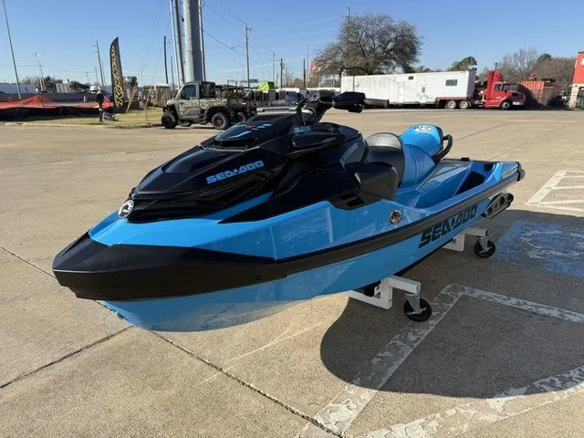 Slide: The Image of Sea-Doo RXT-X 2026 - 4