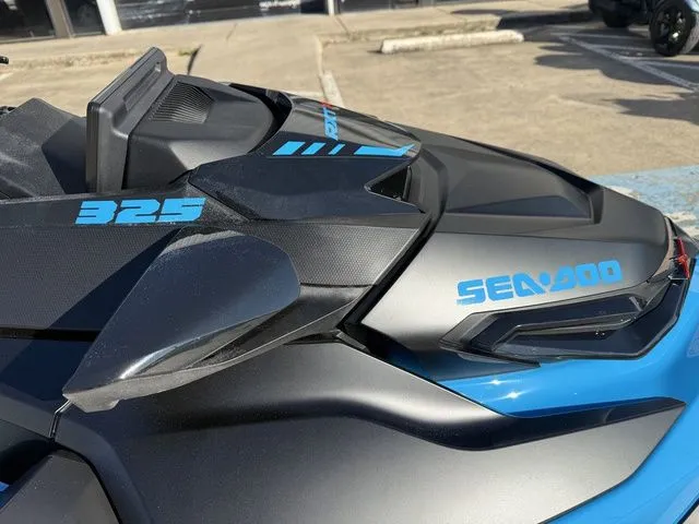 Slide: The Image of Sea-Doo RXT-X 2026 - 9