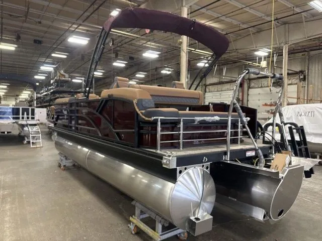 Slide: The Image of Bennington S Swingback 22 SSB 2026 - 6