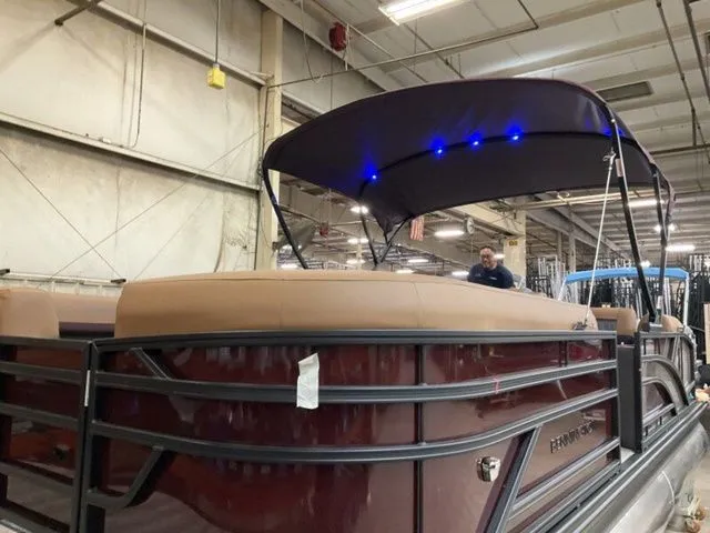 Slide: The Image of Bennington S Swingback 22 SSB 2026 - 10