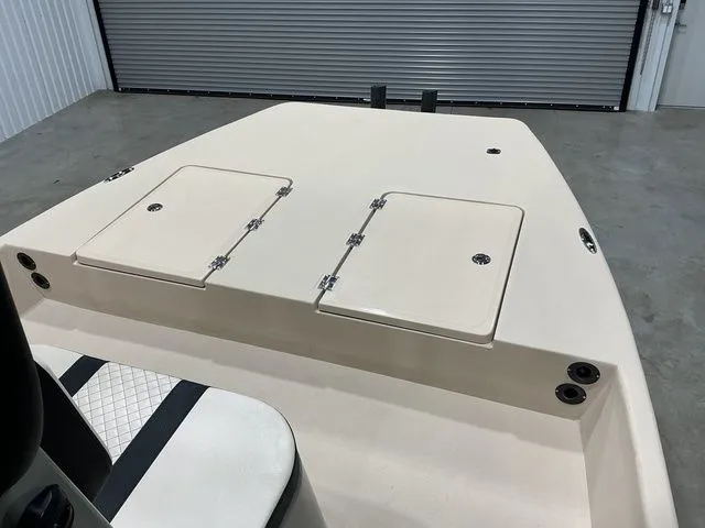 Slide: The Image of Freedom Boats 19' Patriot 2026 - 15