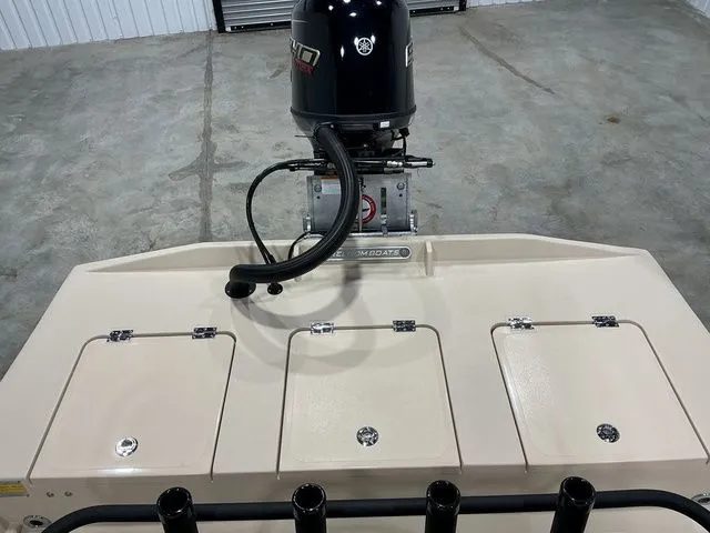 Slide: The Image of Freedom Boats 19' Patriot 2026 - 18