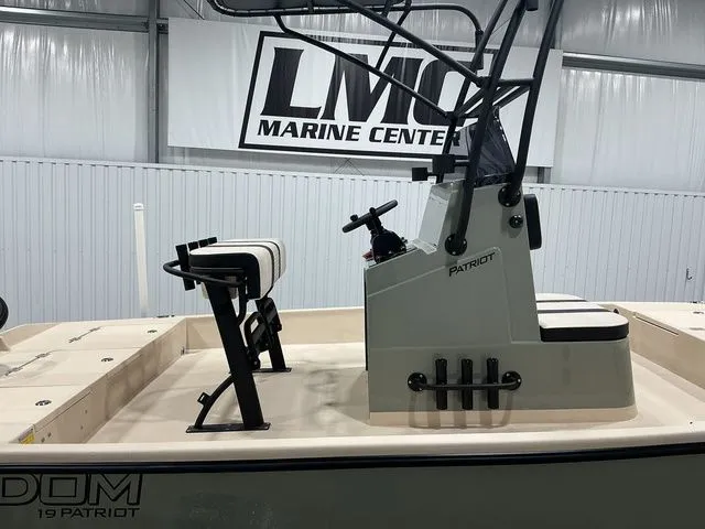 Slide: The Image of Freedom Boats 19' Patriot 2026 - 8