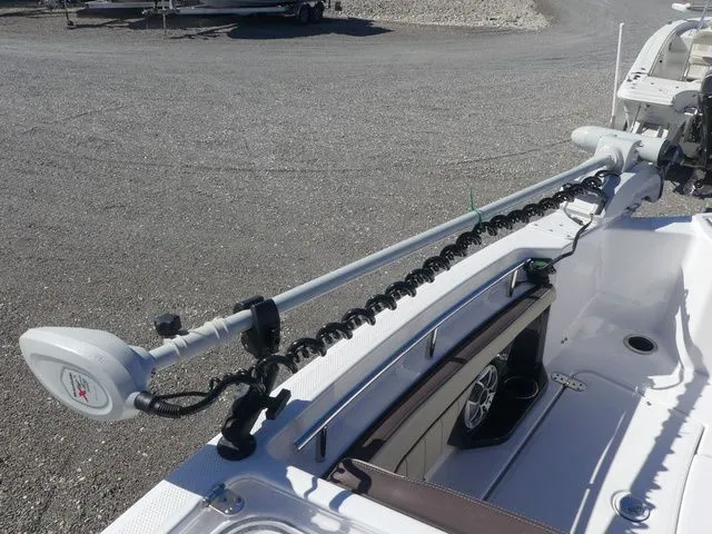 Slide: The Image of Yamaha 255 FSH® SPORT E 2022 - 10