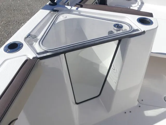 Slide: The Image of Yamaha 255 FSH® SPORT E 2022 - 11